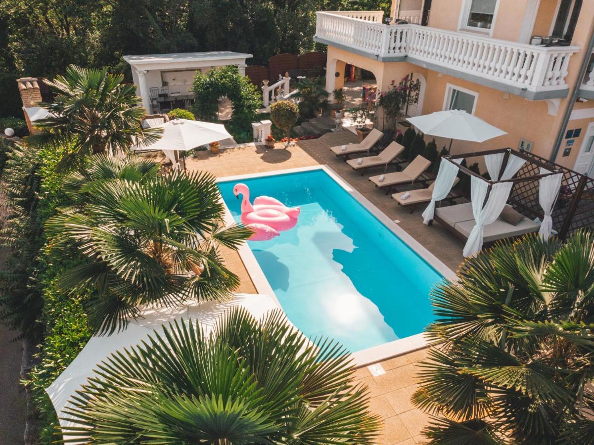 Apartments Villa Chiara Opatija Ičići Zewnętrze zdjęcie